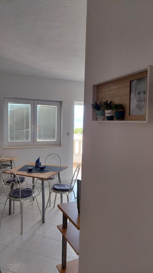 Apartments Eti Bol Eksteriør billede