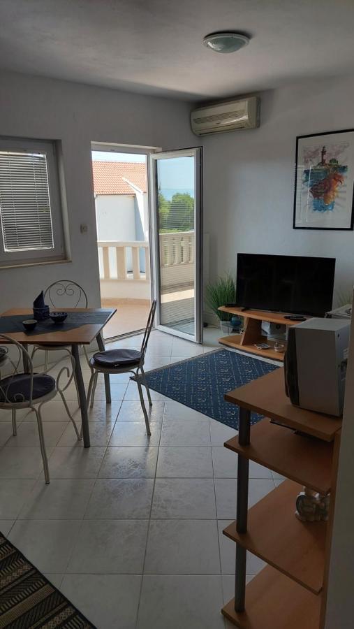 Apartments Eti Bol Eksteriør billede
