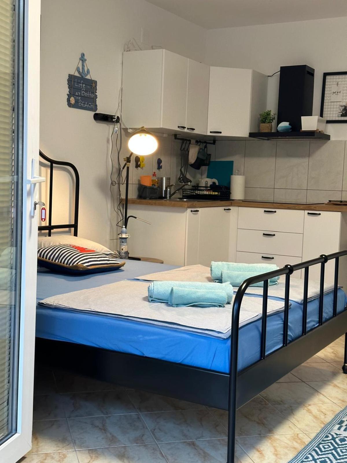 Apartments Eti Bol Eksteriør billede